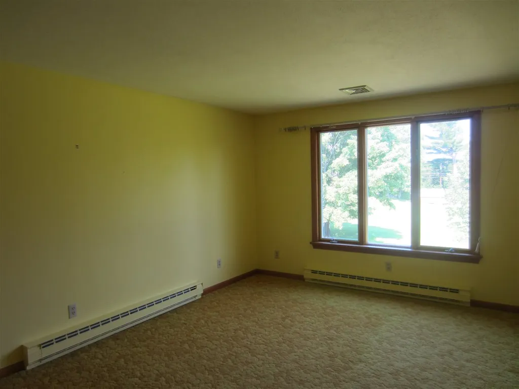 164 Ten Rod Road Rochester NH 03867