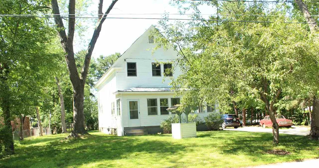 23 Burns Avenue Concord NH 03301