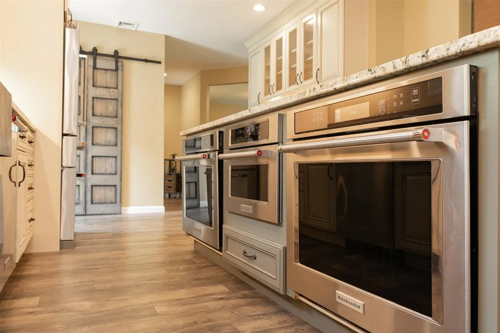 41 Bellwether Lane Chester NH 03036