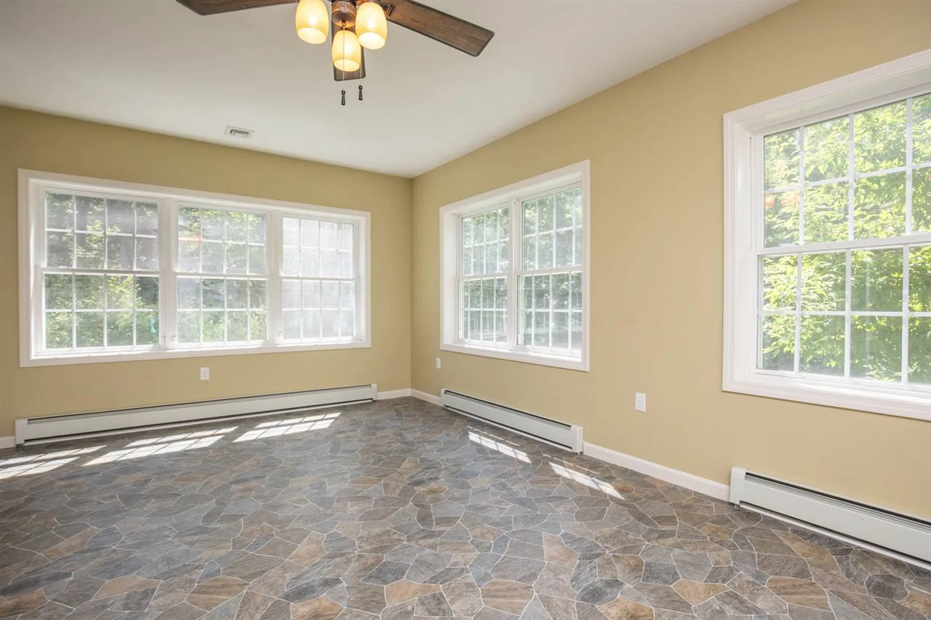 41 Bellwether Lane Chester NH 03036