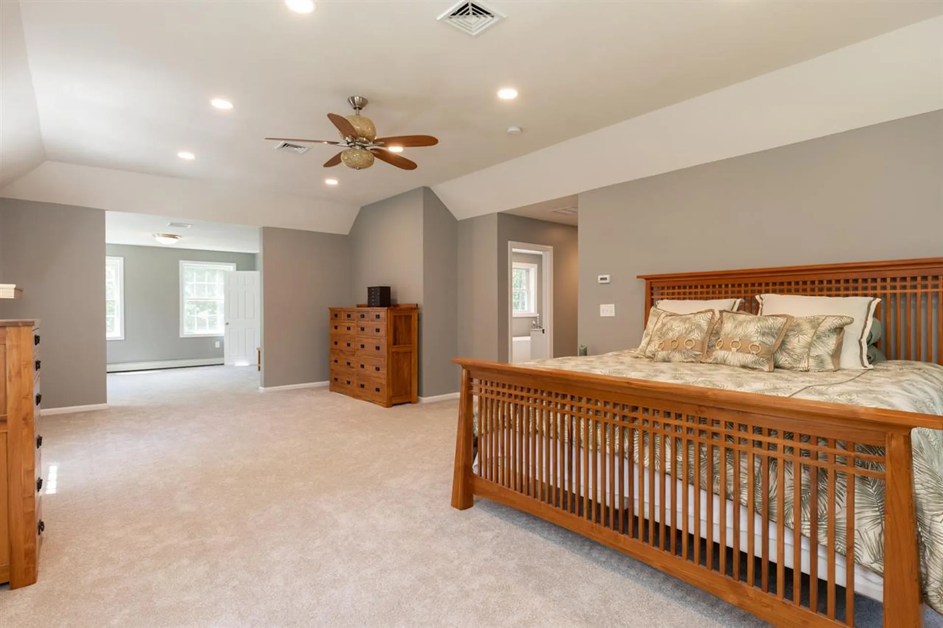 41 Bellwether Lane Chester NH 03036