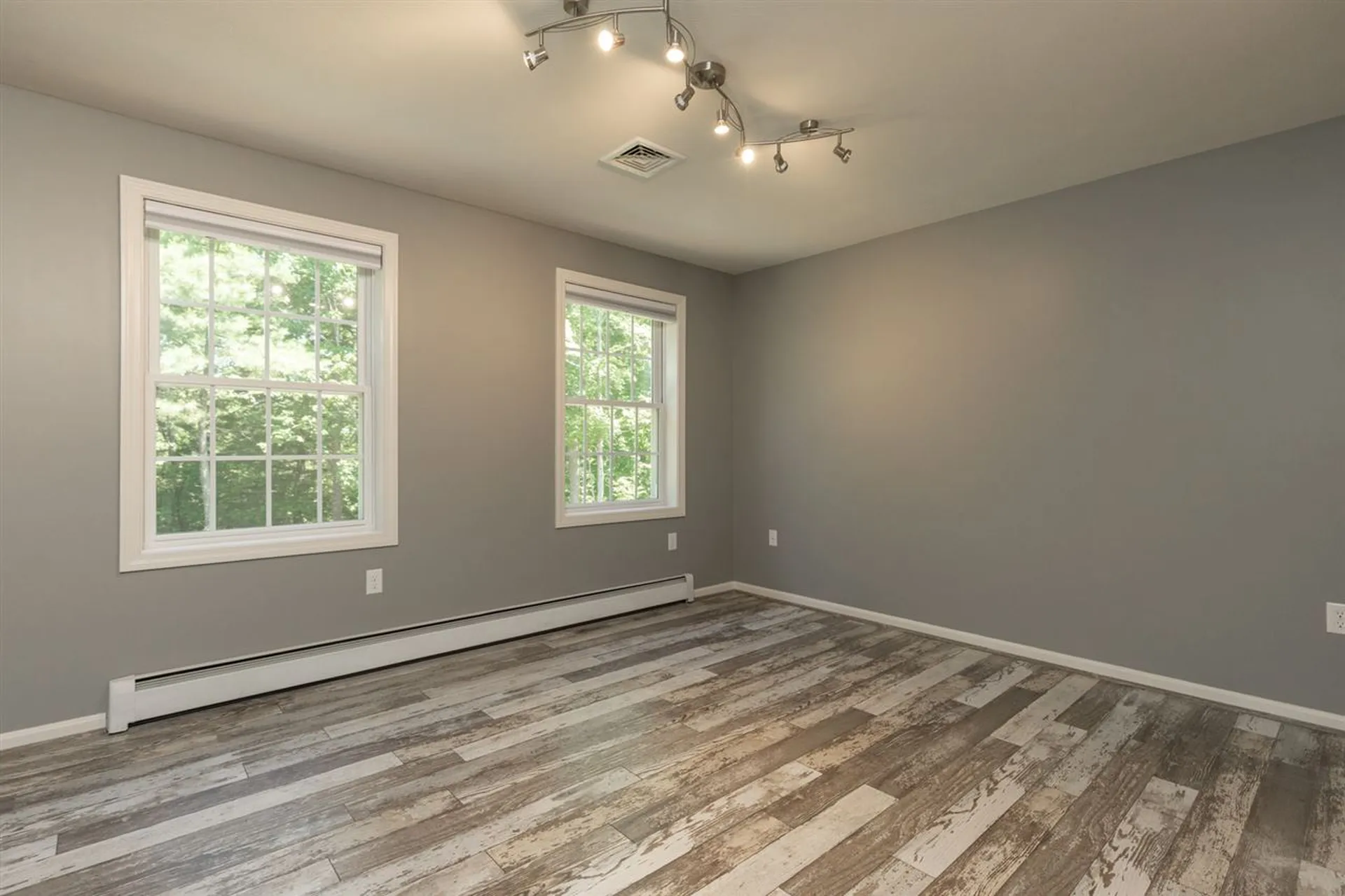 41 Bellwether Lane Chester NH 03036