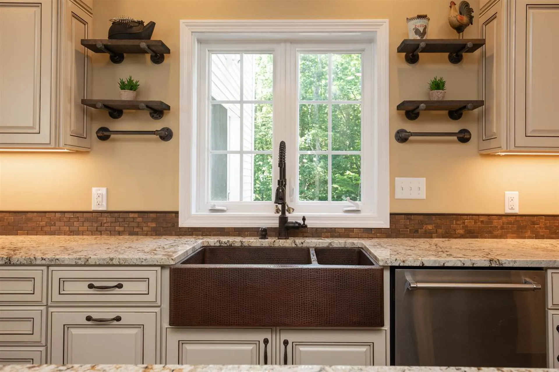 41 Bellwether Lane Chester NH 03036