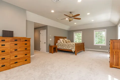 41 Bellwether Lane Chester NH 03036