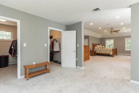 41 Bellwether Lane Chester NH 03036