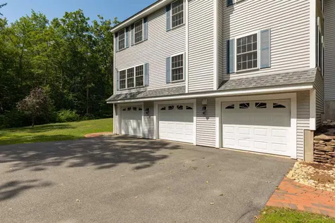 41 Bellwether Lane Chester NH 03036