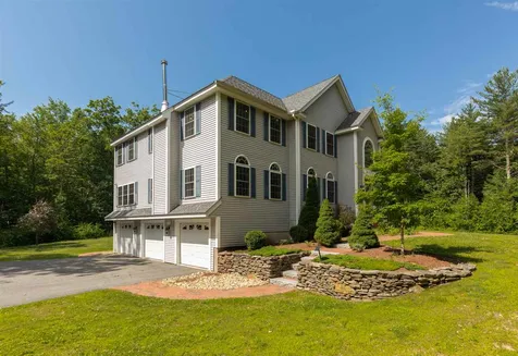 41 Bellwether Lane Chester NH 03036