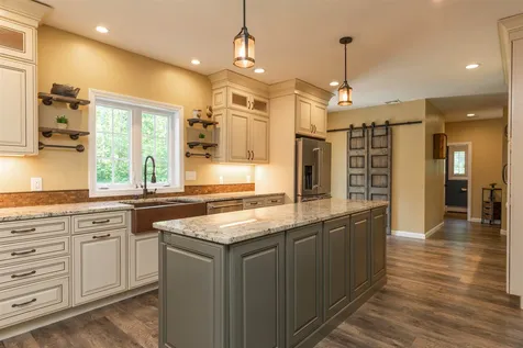 41 Bellwether Lane Chester NH 03036