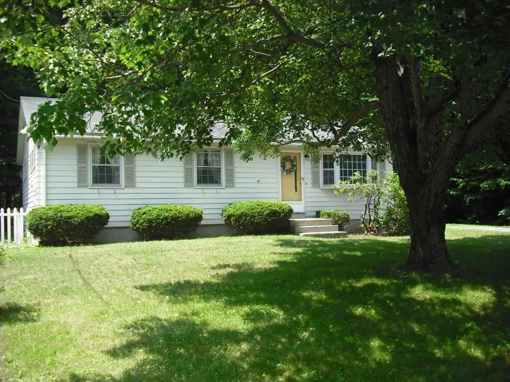 30 Ward Circle Keene NH 03431