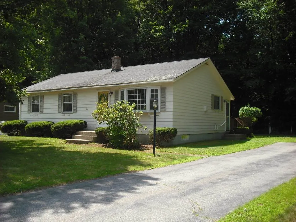 30 Ward Circle Keene NH 03431
