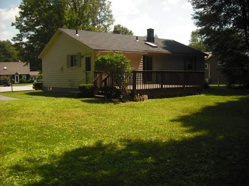30 Ward Circle Keene NH 03431