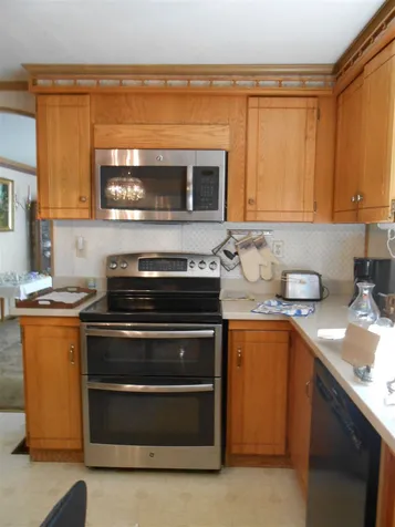 12 Kenyann Drive Wolfeboro NH 03894