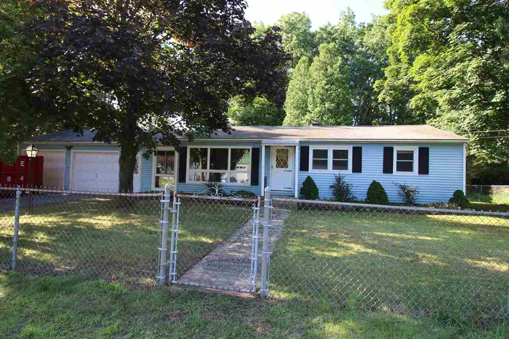 4 Bretton Drive Merrimack NH 03054