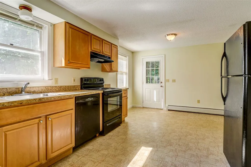 49 Denmark Drive Northwood NH 03261