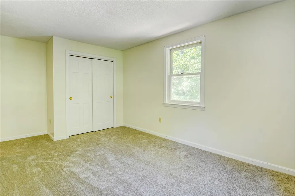49 Denmark Drive Northwood NH 03261