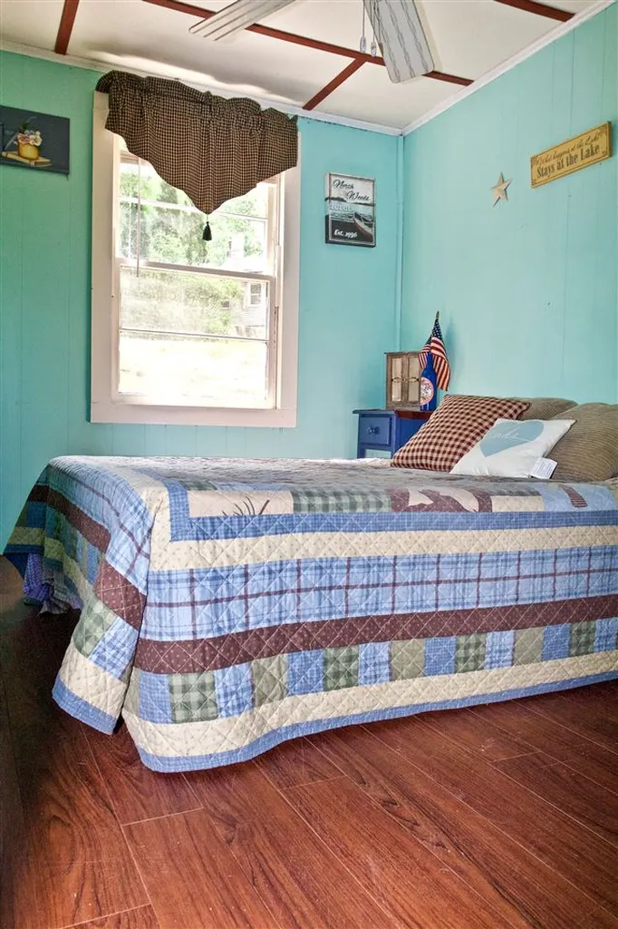 10 Lakeview Drive Northwood NH 03261