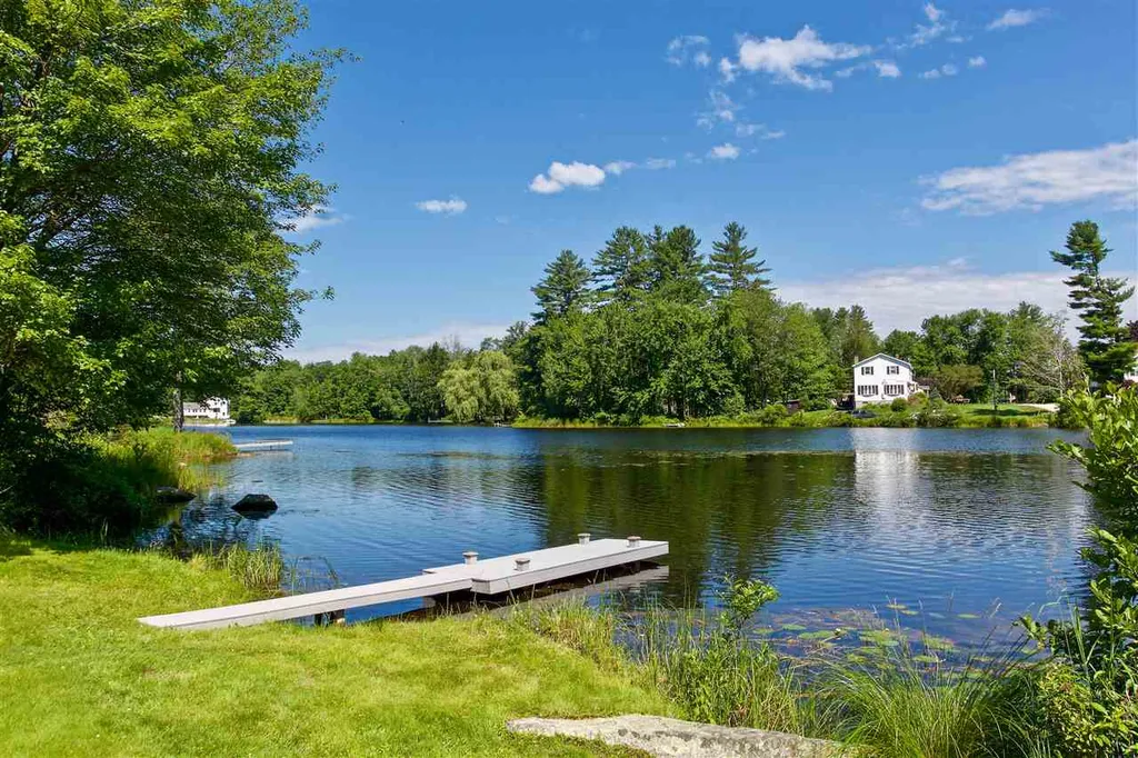 10 Lakeview Drive Northwood NH 03261