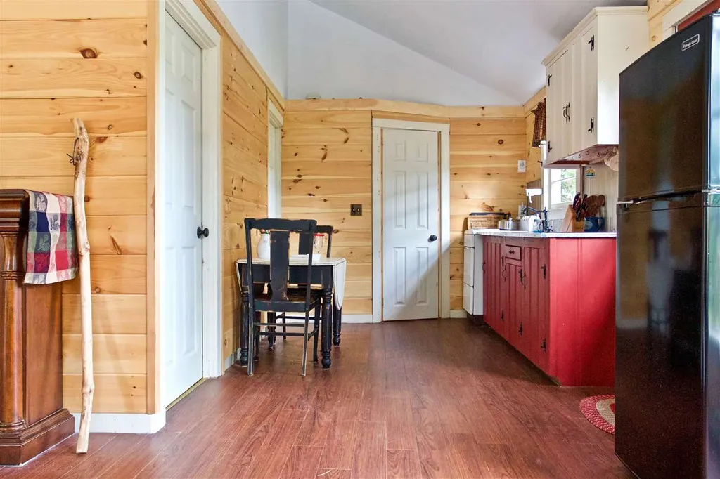 10 Lakeview Drive Northwood NH 03261