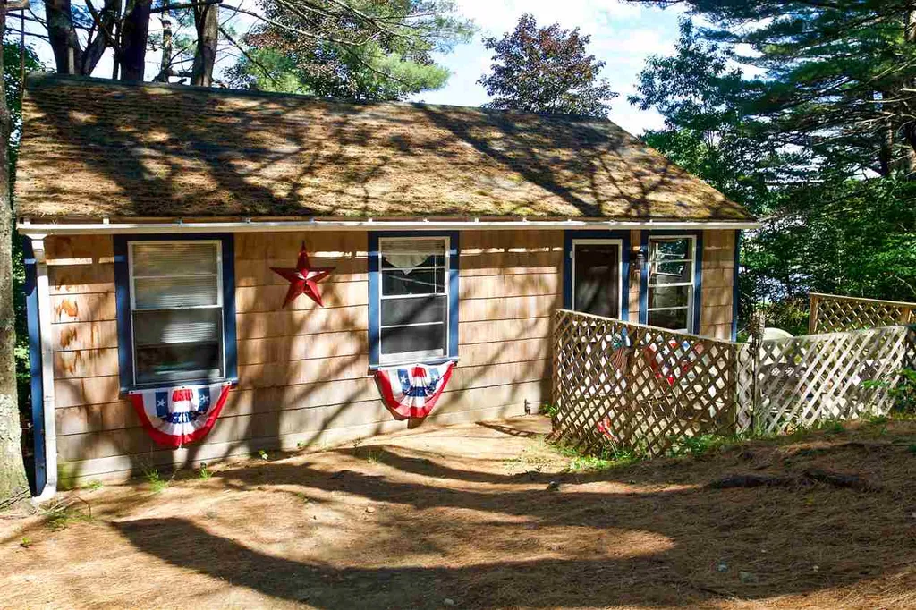 10 Lakeview Drive Northwood NH 03261