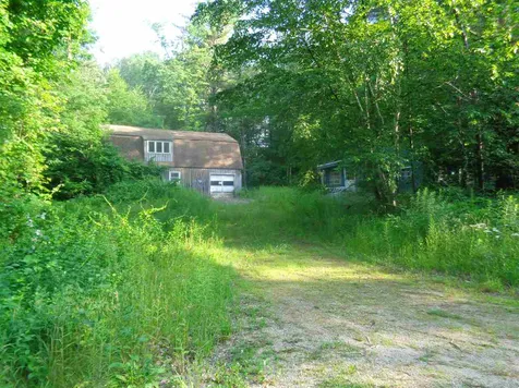 38 Old Center Harbor Road Meredith NH 03252-6408