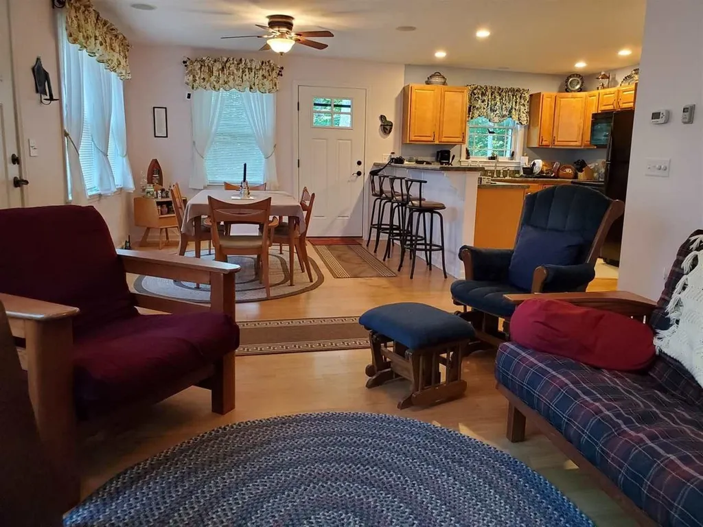 9 Rangeway Road Barnstead NH 03218