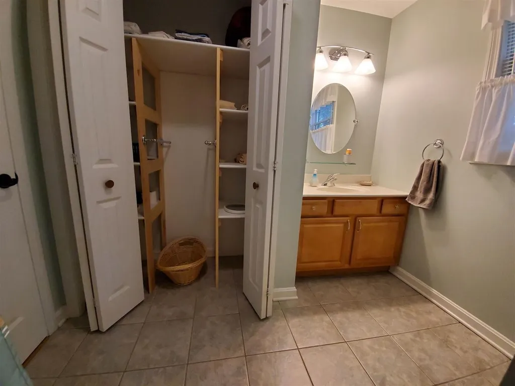 9 Rangeway Road Barnstead NH 03218