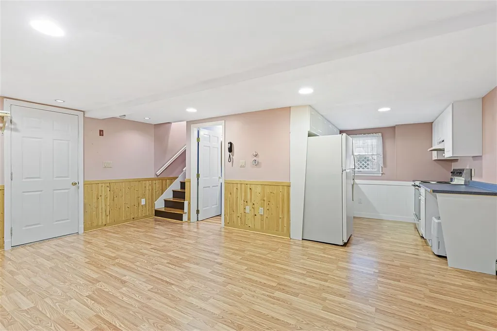 318 Tolend Road Dover NH 03820