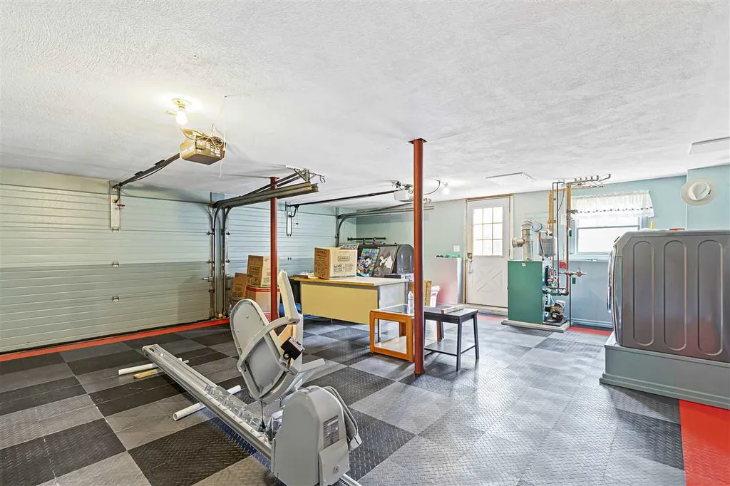 318 Tolend Road Dover NH 03820