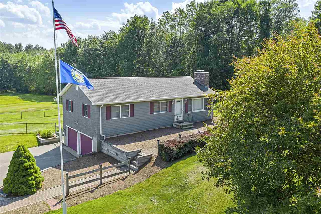 318 Tolend Road Dover NH 03820