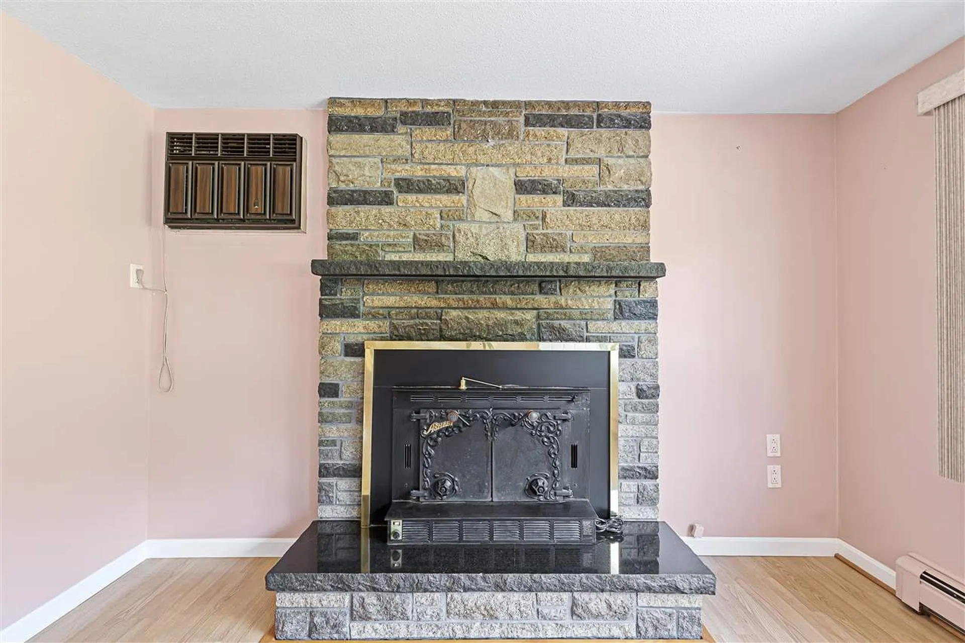 318 Tolend Road Dover NH 03820