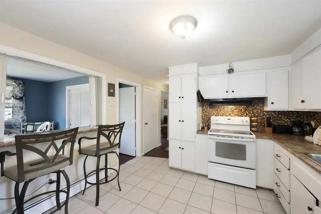38 Royal Circle Salem NH 03079