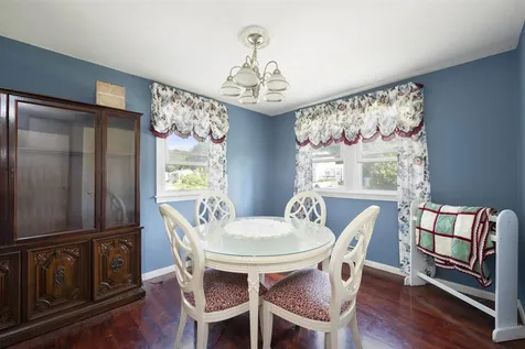 38 Royal Circle Salem NH 03079