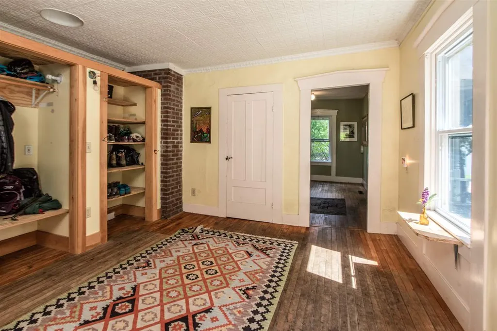 17 Cabot Road Marshfield VT 05658