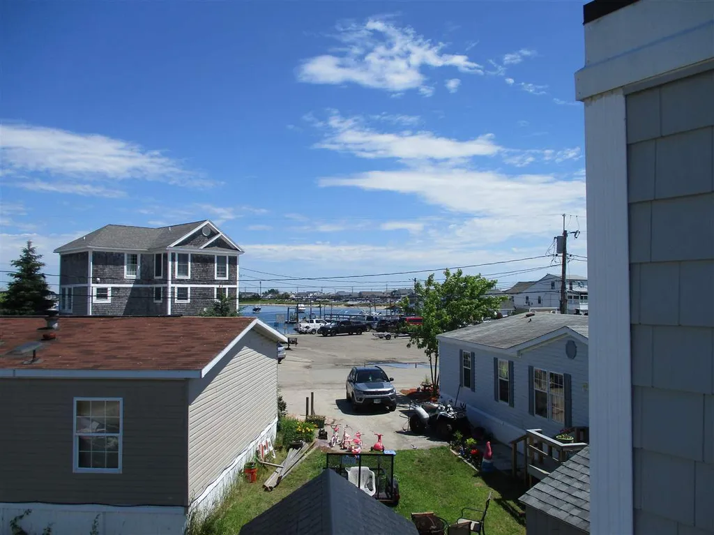 47b River Street Seabrook NH 03874