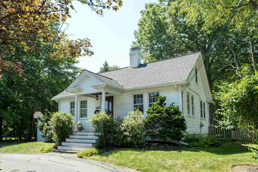 628 Greenland Road Portsmouth NH 03801