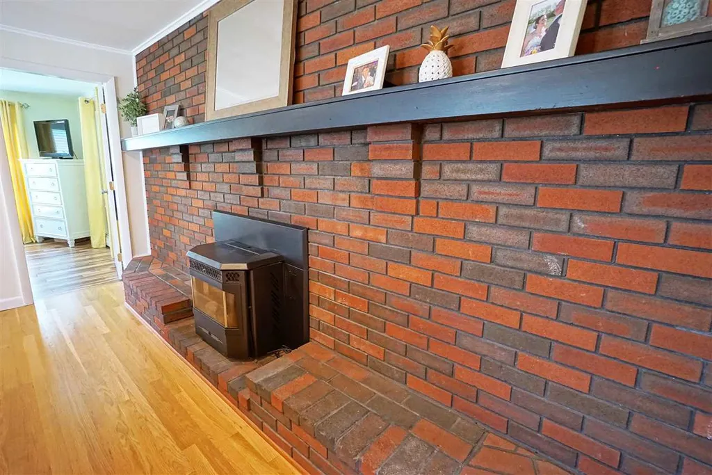 404 Gold Street Manchester NH 03103