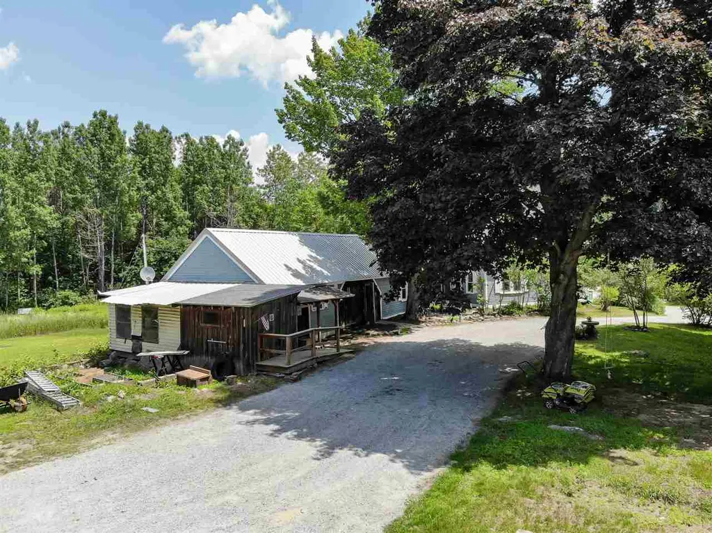 74 Union Street Deering NH 03244