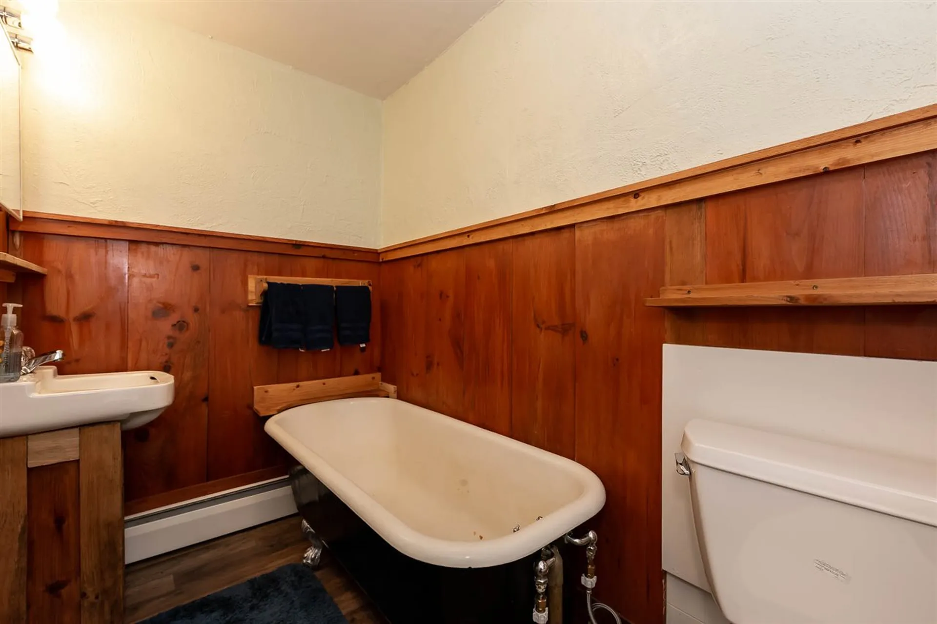 74 Union Street Deering NH 03244