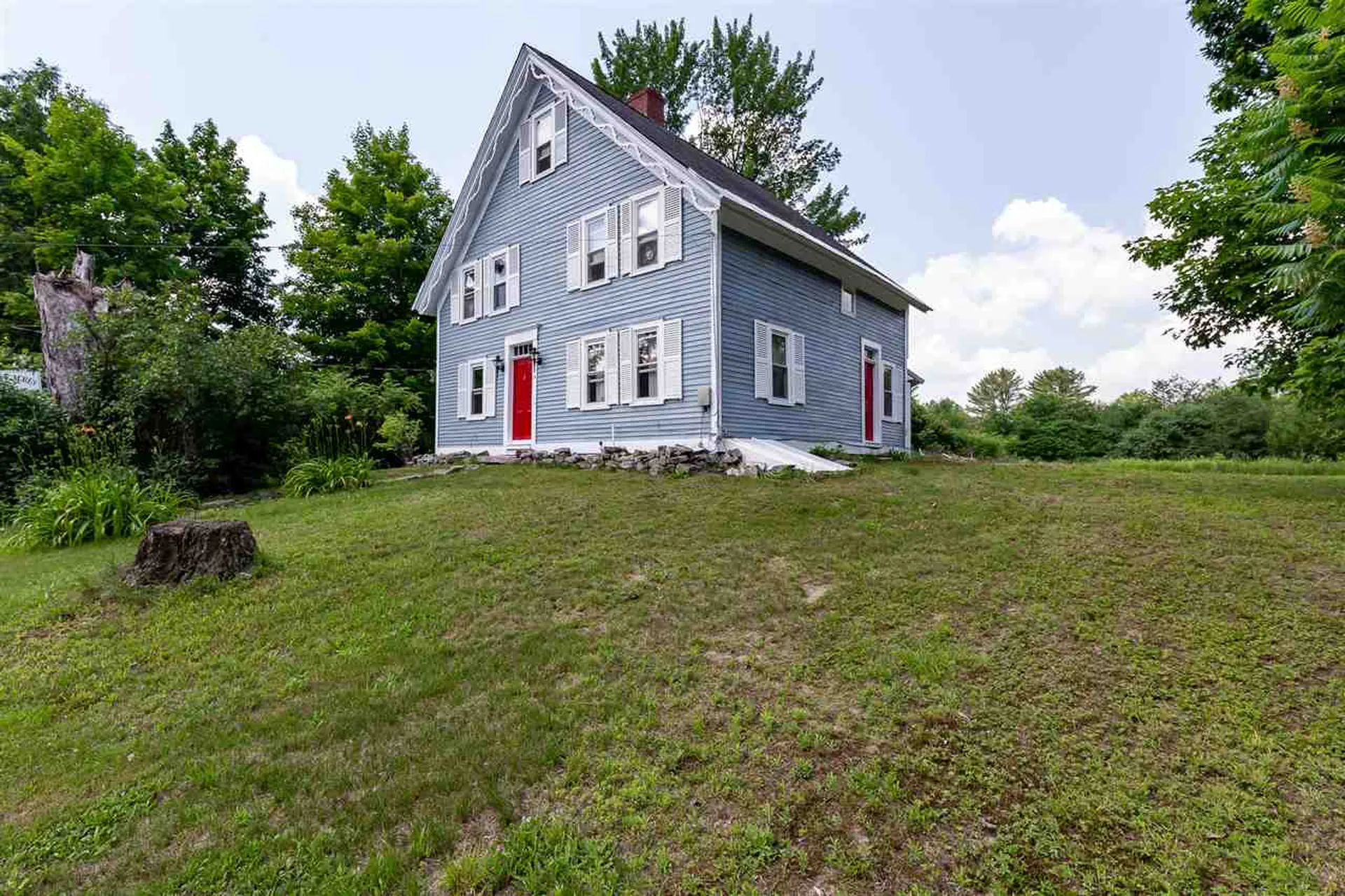 74 Union Street Deering NH 03244