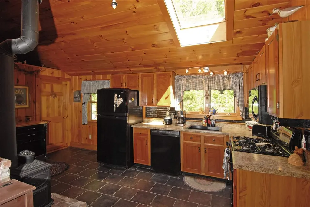 768 Millen Pond Road Washington NH 03280