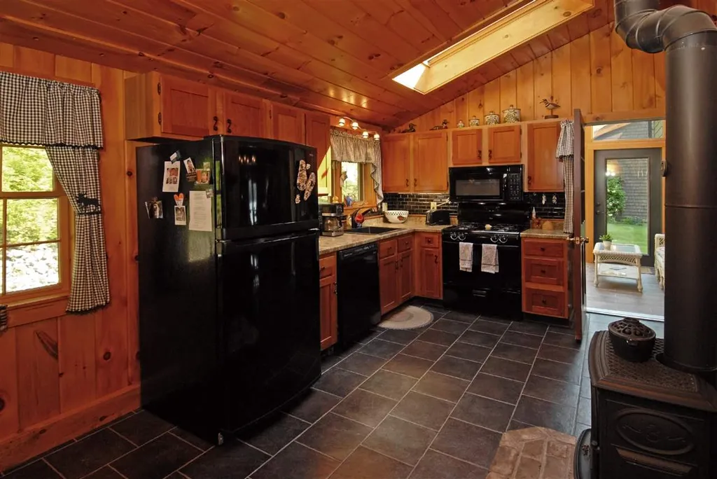 768 Millen Pond Road Washington NH 03280