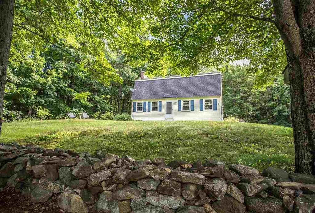 74 Orchard Path Road Weare NH 03281
