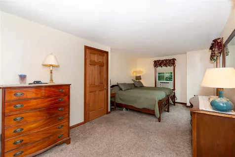 15 Hawthorne Road Dover NH 03820