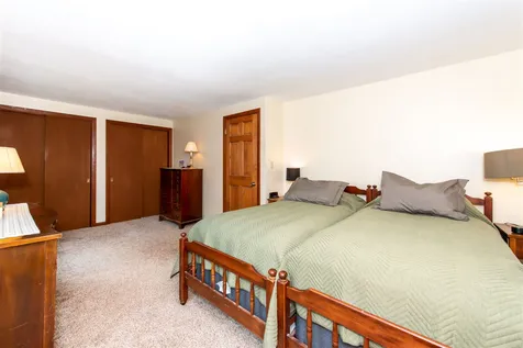 15 Hawthorne Road Dover NH 03820