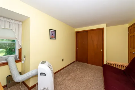 15 Hawthorne Road Dover NH 03820