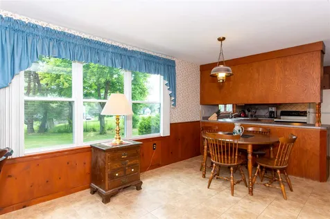 15 Hawthorne Road Dover NH 03820