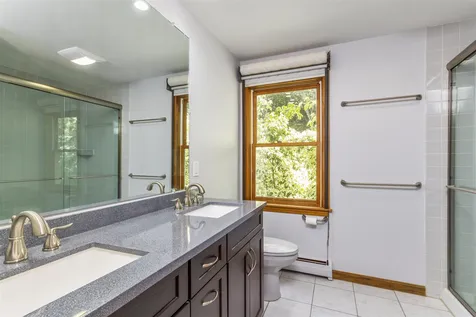 4 Maxwell Drive Brookline NH 03033