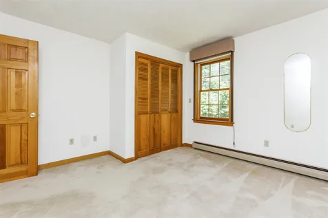 4 Maxwell Drive Brookline NH 03033