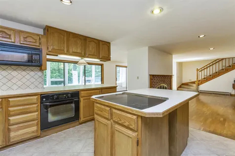 4 Maxwell Drive Brookline NH 03033