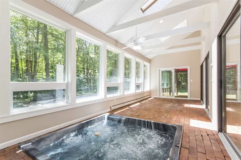 4 Maxwell Drive Brookline NH 03033
